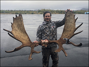 Guided Alaska Moose Hunting